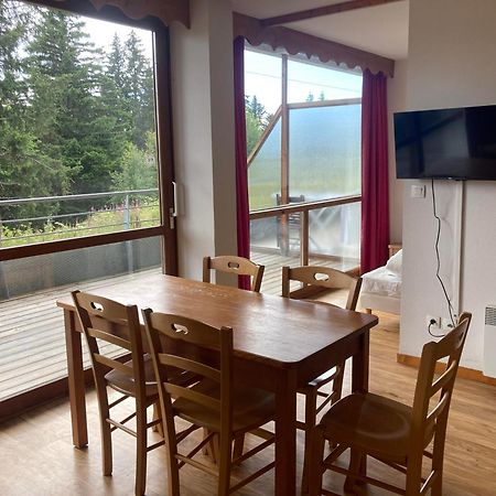 Appartement Pied Des Pistes, Terrasse Wifi Et Parking Chamrousse Exterior photo